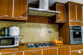 Elegant 2Br With Extra Room Apartment At Sudirman Tower Condominium