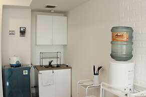 Warm And Cozy Studio At Grand Kamala Lagoon Apartment