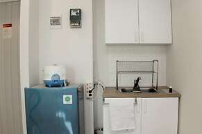 Warm And Cozy Studio At Grand Kamala Lagoon Apartment