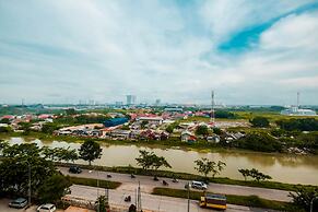 New And Modern Studio Room Apartment At Riverview Residence