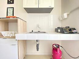 Modern Look 1Br Apartment At Parahyangan Residence Near Unpar