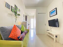 Modern Look 1Br Apartment At Parahyangan Residence Near Unpar