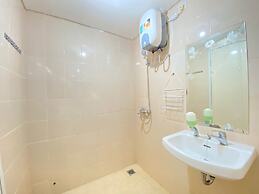 Modern Look 1Br Apartment At Parahyangan Residence Near Unpar