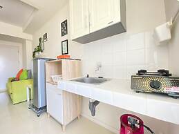 Modern Look 1Br Apartment At Parahyangan Residence Near Unpar