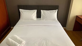 Comfort And Homey Studio At Margonda Residence 5 Apartment