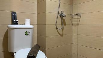 Comfort And Homey Studio At Margonda Residence 5 Apartment