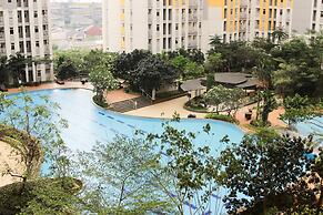 Comfortable 2Br At Springlake Summarecon Bekasi Apartment
