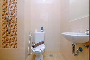 Strategic And Comfy Studio At Dave Apartment