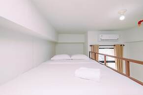 Strategic And Comfy Studio At Dave Apartment