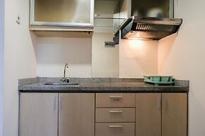 Cozy And Homey Studio Apartment At High Point Serviced