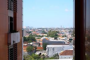 Cozy And Homey Studio Apartment At High Point Serviced