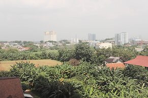 New Furnished And Comfy Studio At Transpark Juanda Bekasi Timur Apartm