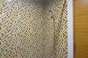 Modern 2Br Apartment At Aryaduta Residence Connected To Cito Mall