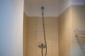 Nice And Comfort Studio Apartment At Belmont Residence Puri