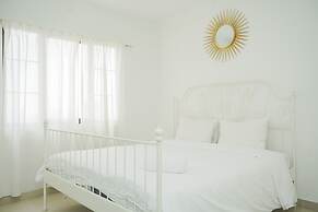 Strategic And Homey 2Br At Puri Garden Apartment Near Mall