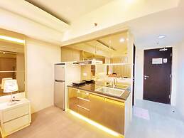 Cozy Studio Room At Tamansari La Grande Apartment