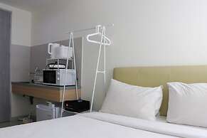 Homey And Minimalist Studio Apartment Osaka Riverview Pik 2