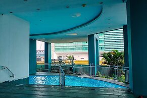 Spacious 3Br At Green Central City Glodok Apartment