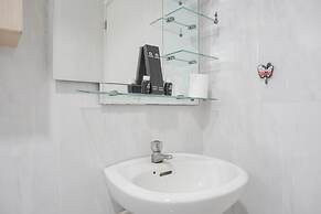 Spacious 3Br At Green Central City Glodok Apartment