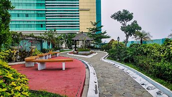 Spacious 3Br At Green Central City Glodok Apartment