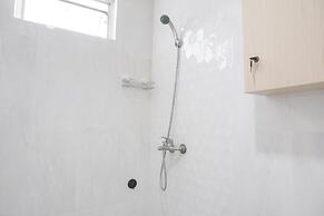 Spacious 3Br At Green Central City Glodok Apartment