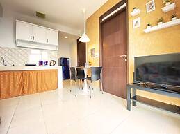 Homey 2Br At Mekarwangi Square Cibaduyut Apartment