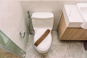 Elegant And Comfort 1Br At The Smith Alam Sutera Apartment