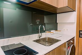 Elegant And Comfort 1Br At The Smith Alam Sutera Apartment