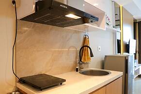 Elegant And Comfy Studio At Tamansari Iswara Apartment