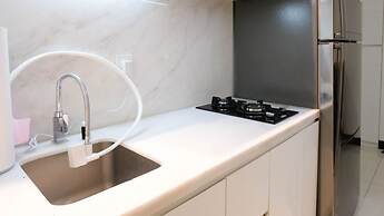 Spacey And Homey 2Br At Supermall Mansion Apartment