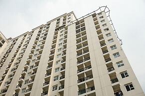 Warm And Tidy Studio At Cinere Resort Apartment