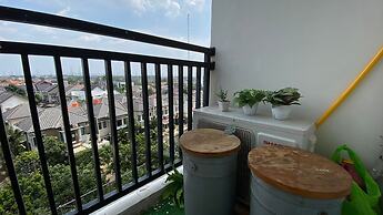 Warm And Tidy Studio At Cinere Resort Apartment