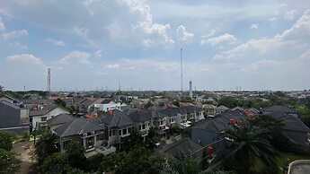 Warm And Tidy Studio At Cinere Resort Apartment