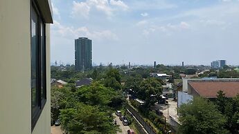 Cozy And Tidy 1Br At Kebagusan City Apartment