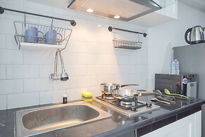 Cozy And Tidy 1Br At Kebagusan City Apartment