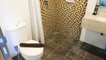 Spacious 2Br With Access To Mall At Aryaduta Residence Surabaya Apartm