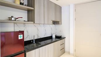 Spacious And Elegant 3Br Apartment At La Riz Supermall Mansion