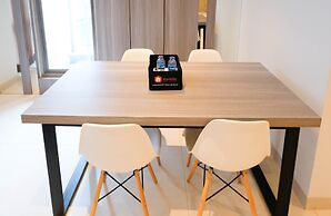 Spacious And Elegant 3Br Apartment At La Riz Supermall Mansion