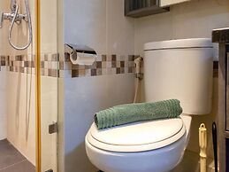 Nice And Cozy Living 2Br Apartment At Green Bay Pluit