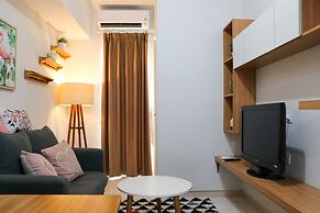 Tranquil Designed And Homey 2Br At Springlake Summarecon Bekasi Apartm