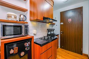 Minimalist Studio Room At Transpark Cibubur Apartment Near Shopping Ce