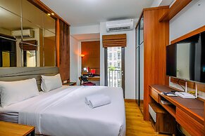 Minimalist Studio Room At Transpark Cibubur Apartment Near Shopping Ce