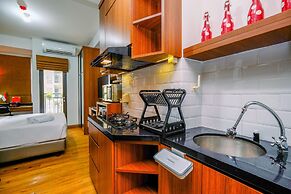 Minimalist Studio Room At Transpark Cibubur Apartment Near Shopping Ce