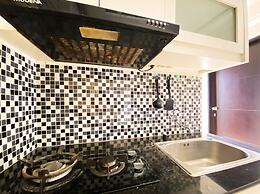 Homey 2Br At Gateway Ahmad Yani Cicadas Apartment