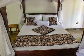 5-bedroom Villa - 3 Mins Walk To The Beach