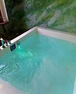 Accommodation With Lake View With Jacuzzi