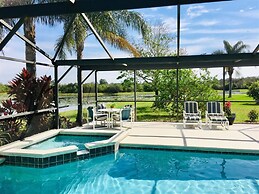 3 Bedroom Executive Home With Private Pool and Spa