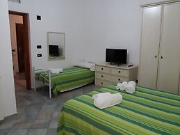Room in Guest Room - Super Comfort Room in Sardinia - Italy