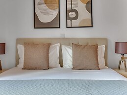 Sanders View - Dreamy 7-bdr Villa With Pool