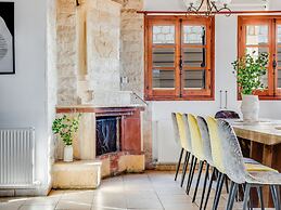 Sanders View - Dreamy 7-bdr Villa With Pool